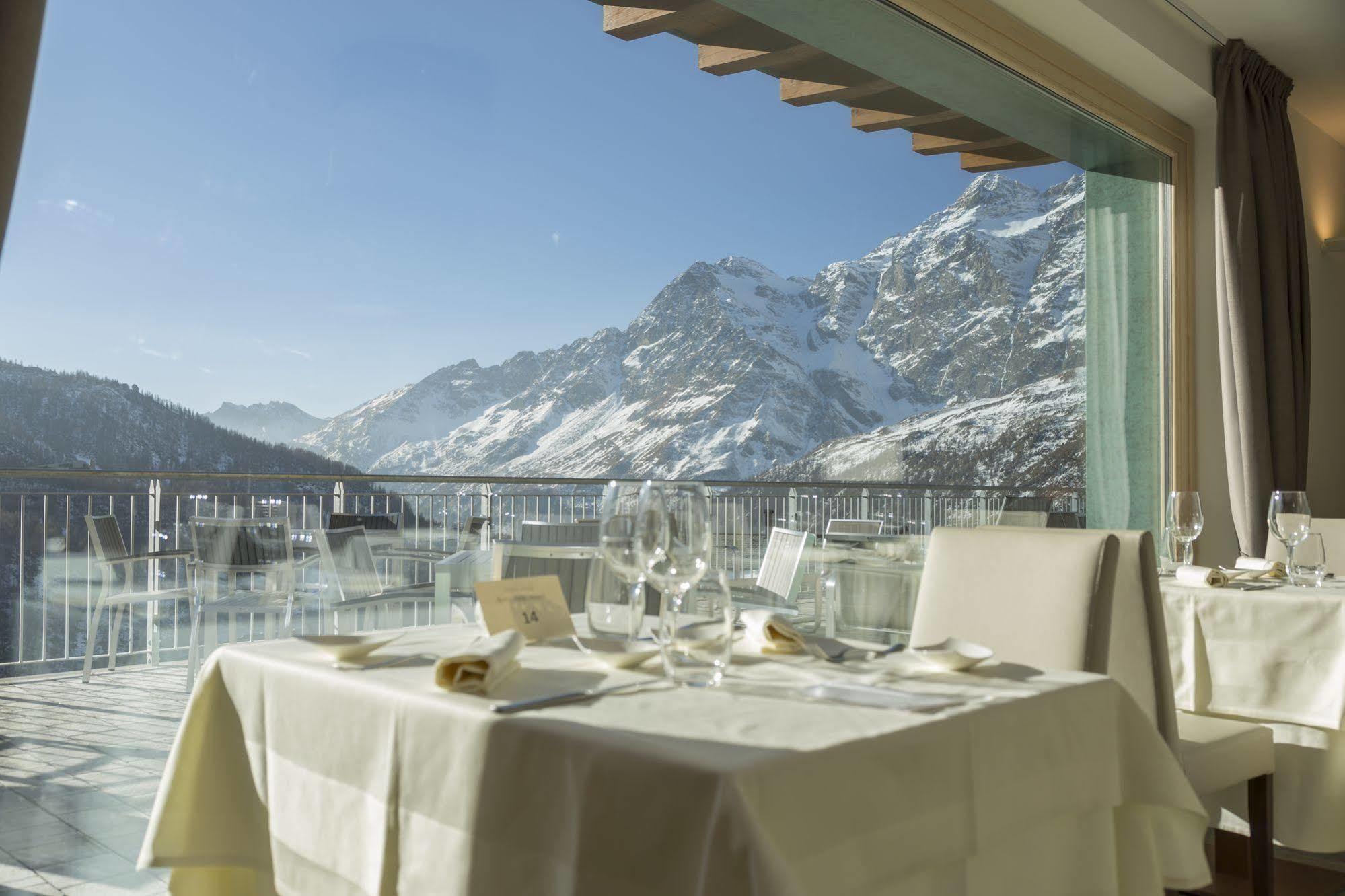 White Angel Hotel Breuil-Cervinia Esterno foto