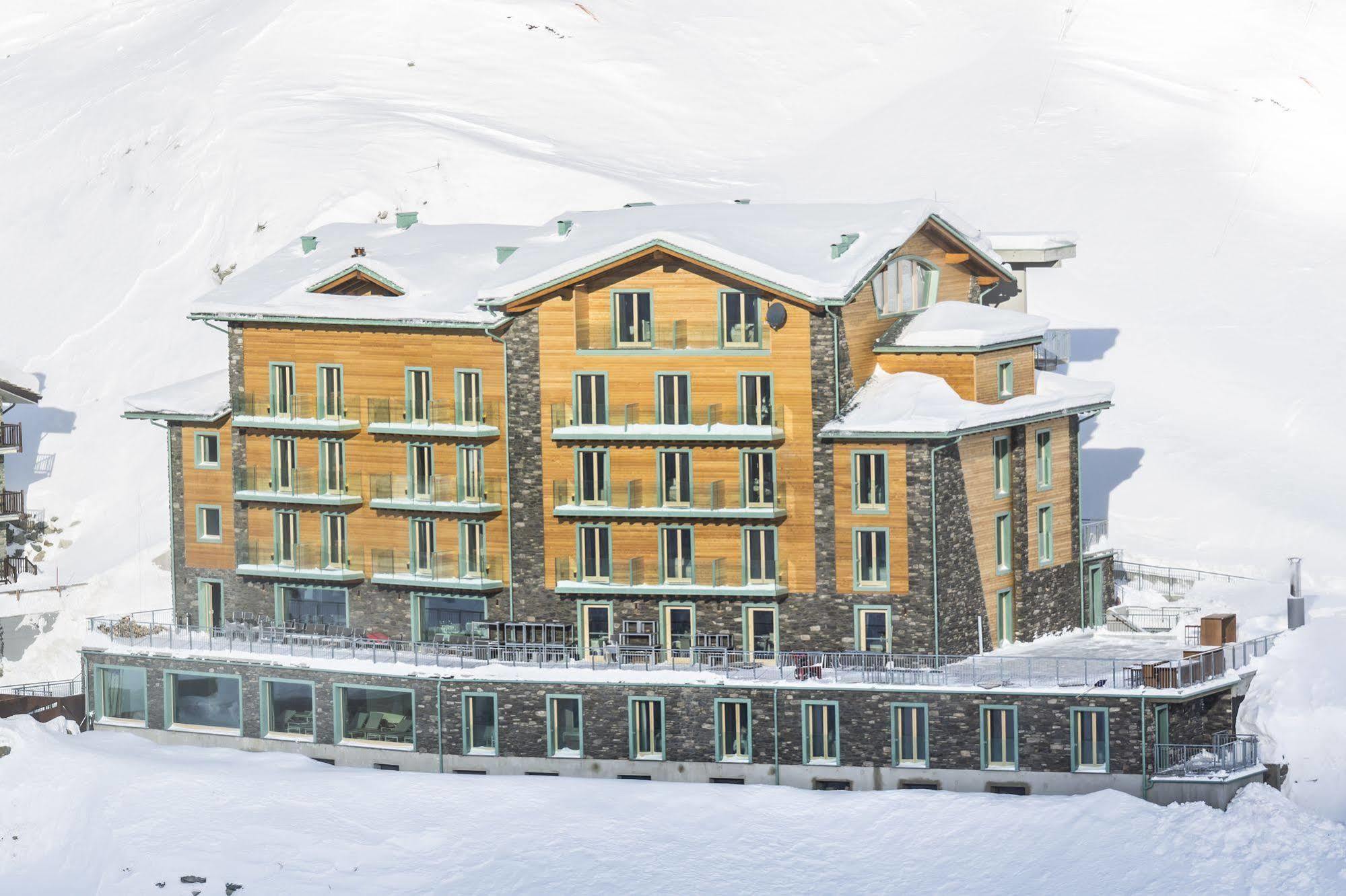 White Angel Hotel Breuil-Cervinia Esterno foto