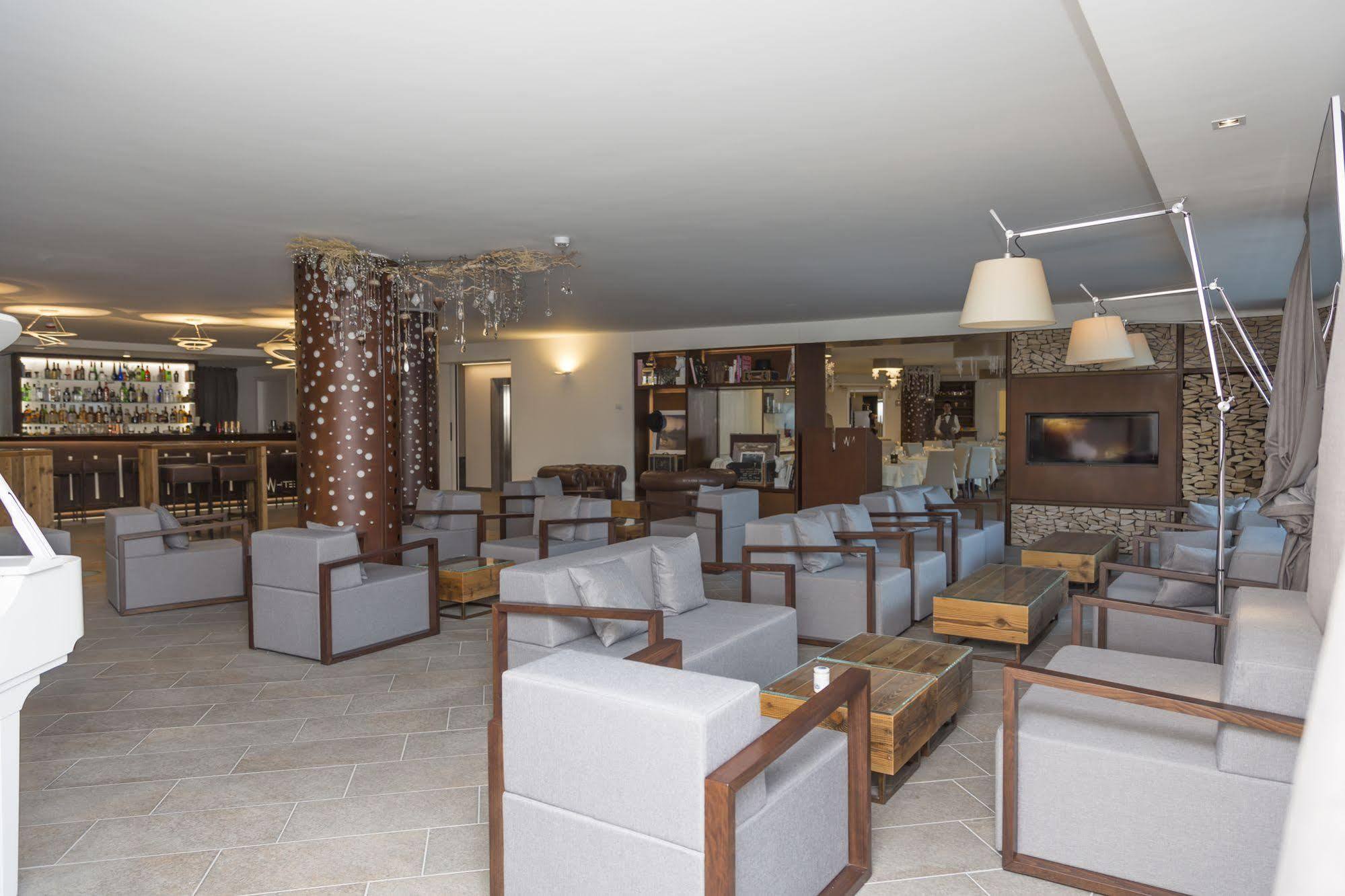 White Angel Hotel Breuil-Cervinia Esterno foto