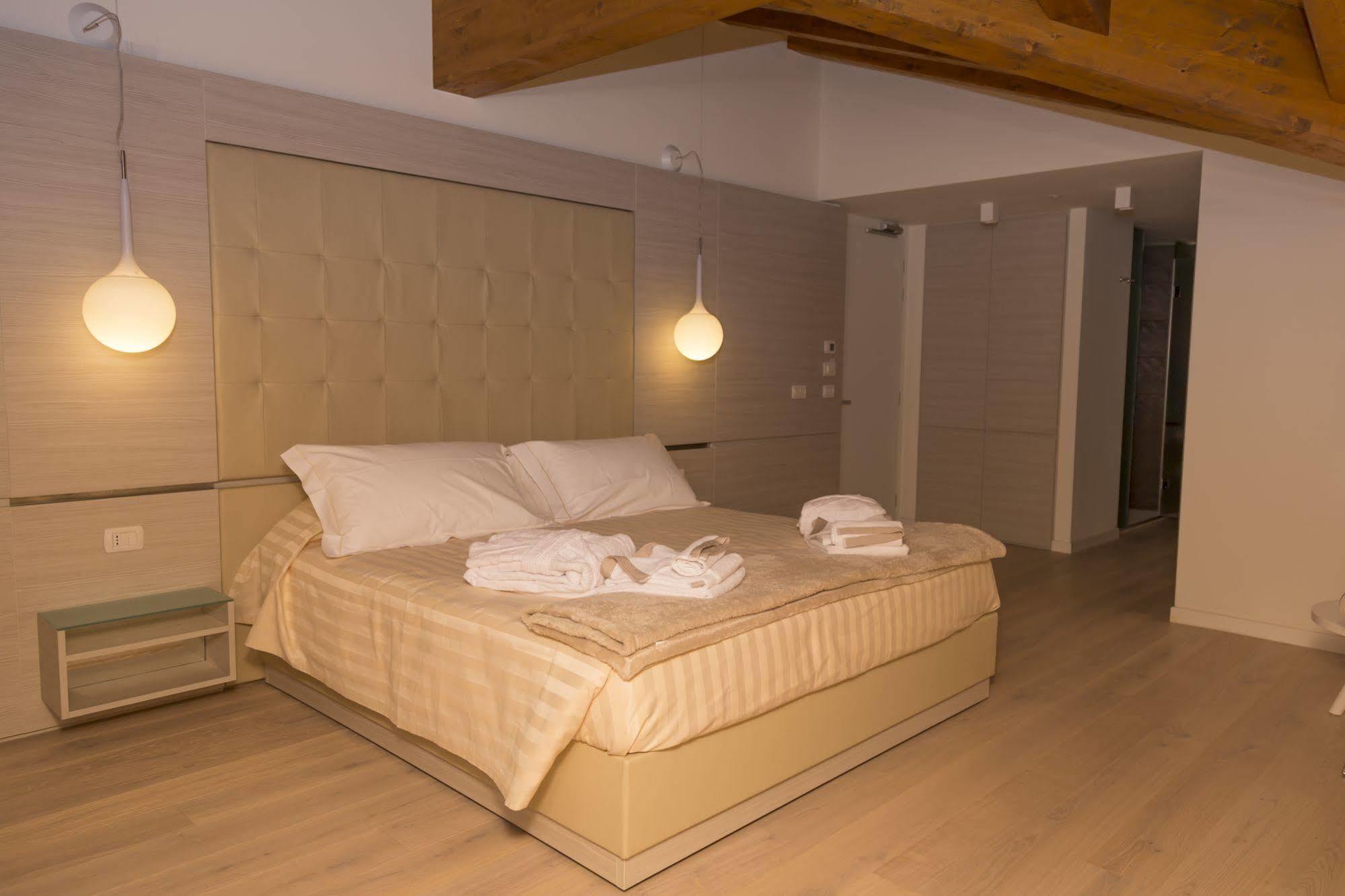 White Angel Hotel Breuil-Cervinia Esterno foto