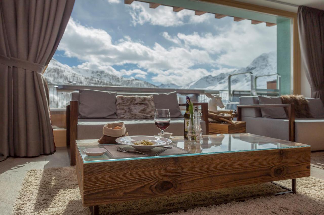 White Angel Hotel Breuil-Cervinia Esterno foto